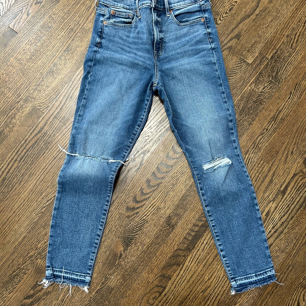 GAP Women's Blue Distressed Jeans